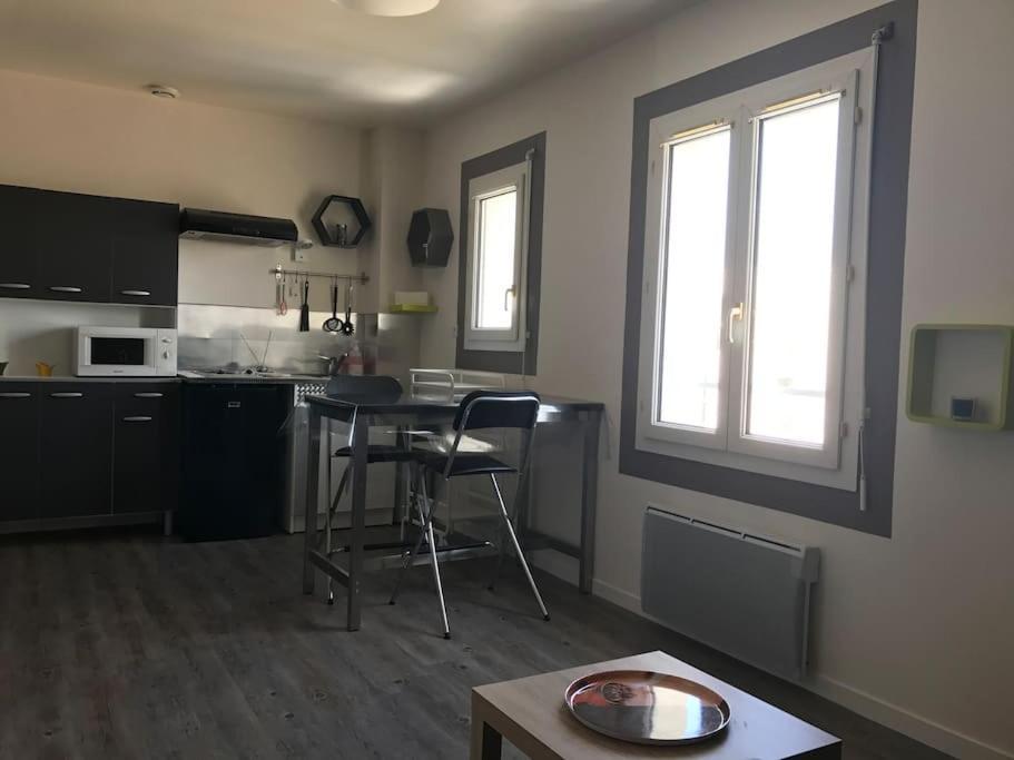 Studio Near Downtown And Old Port Ла-Рошель Экстерьер фото